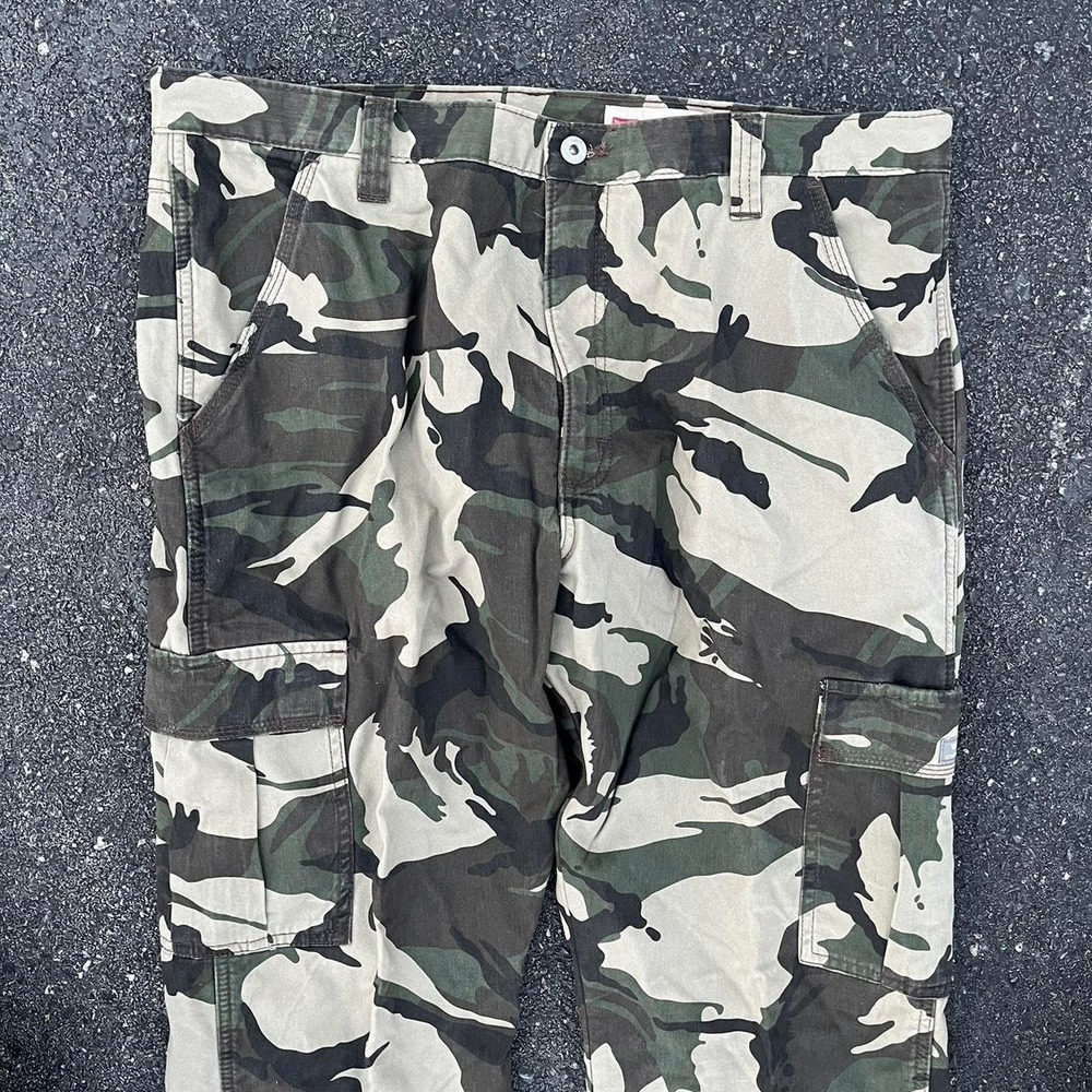 New With Tag Fleece Lined insulated Wrangler Camo AOP pants size 36" x 30"